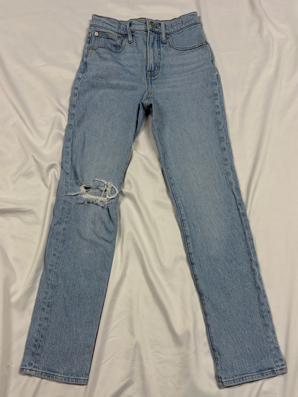 Madewell Light Blue Skinny Jeans with Knee Distress Size 24 Lot C
